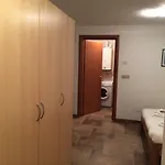 Lo Stambecco Bianco Apartment *