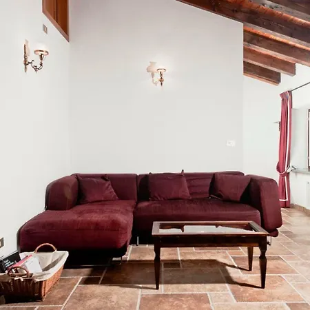 Apartament Lo Stambecco Bianco